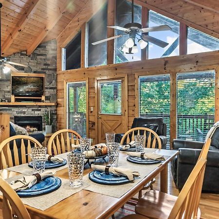 Cozy Log Cabin!! In Heart Of Pf & Close To The Smokies بيدجن فورج المظهر الخارجي الصورة