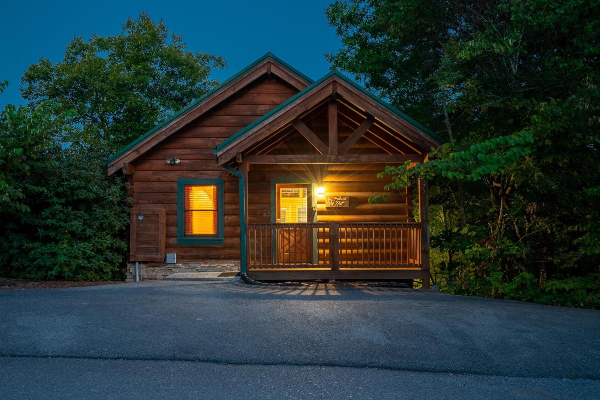 Cozy Log Cabin!! In Heart Of Pf & Close To The Smokies بيدجن فورج المظهر الخارجي الصورة