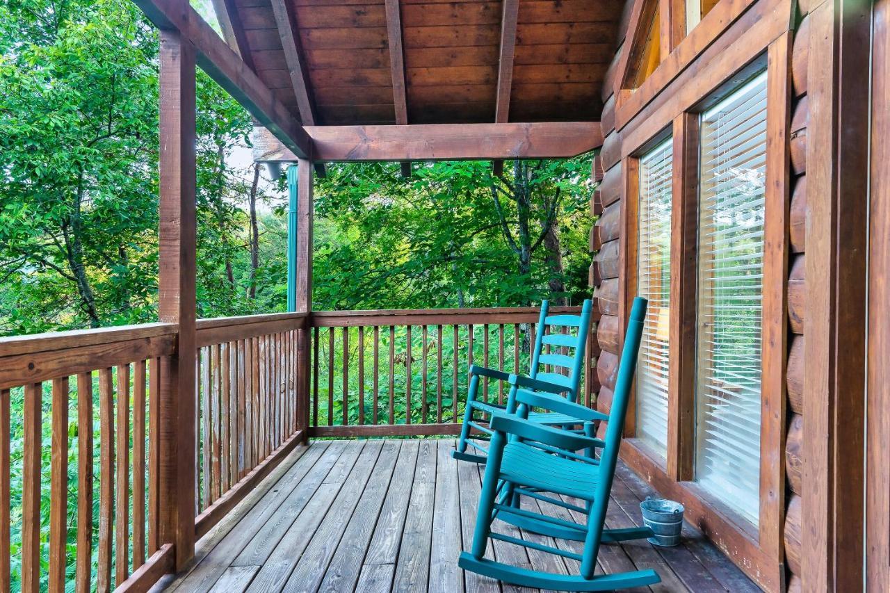 Cozy Log Cabin!! In Heart Of Pf & Close To The Smokies بيدجن فورج المظهر الخارجي الصورة