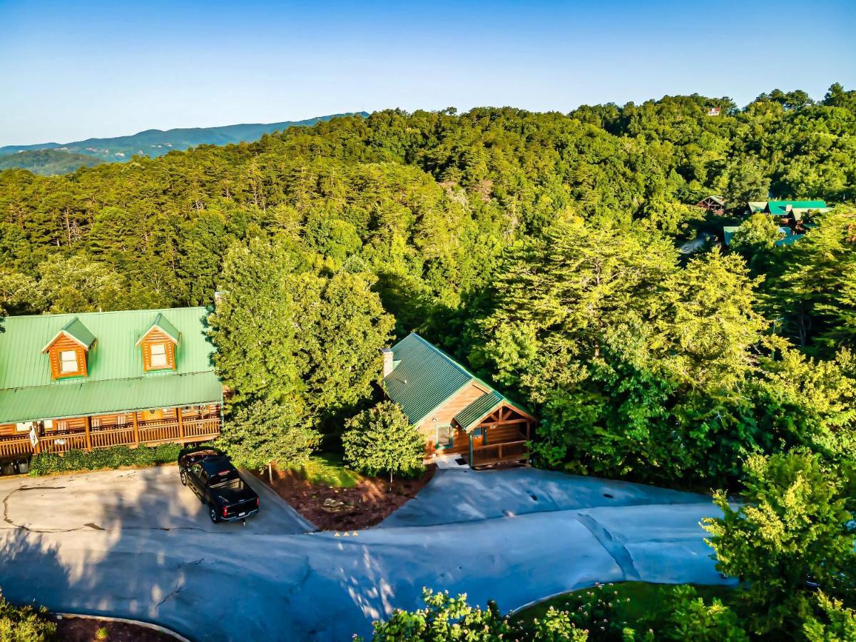 Cozy Log Cabin!! In Heart Of Pf & Close To The Smokies بيدجن فورج المظهر الخارجي الصورة