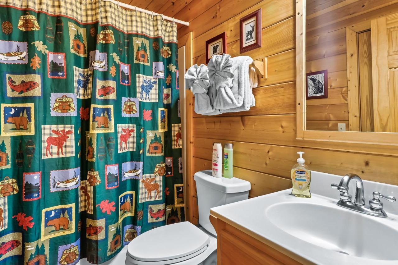 Cozy Log Cabin!! In Heart Of Pf & Close To The Smokies بيدجن فورج المظهر الخارجي الصورة
