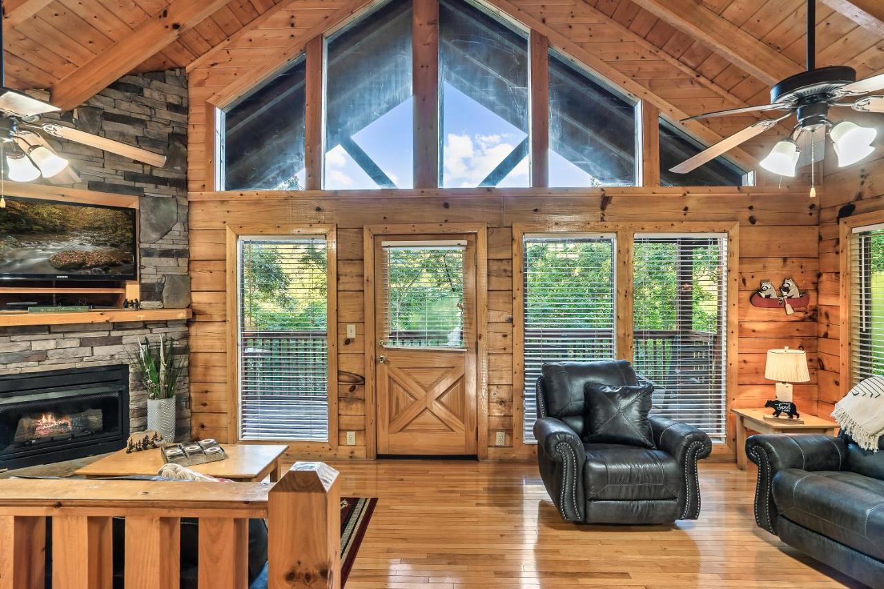 Cozy Log Cabin!! In Heart Of Pf & Close To The Smokies بيدجن فورج المظهر الخارجي الصورة